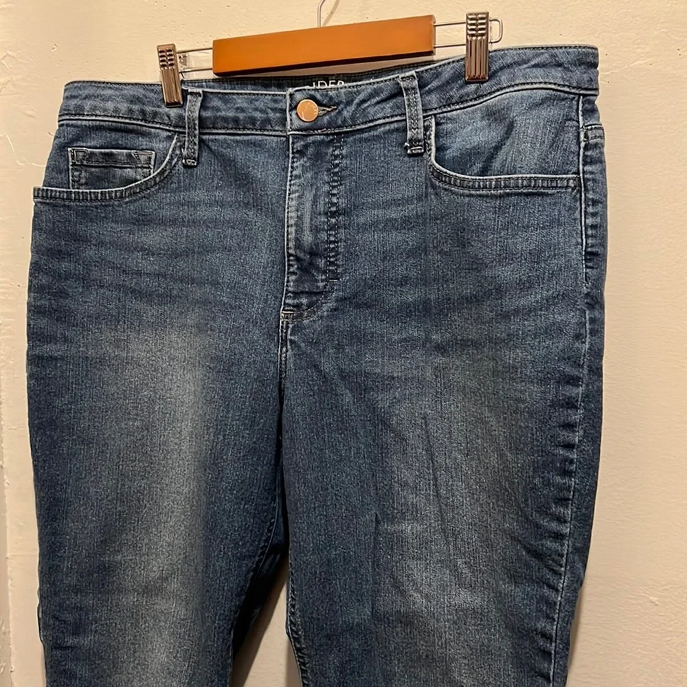 Riders by Lee Women’s Midrise Denim Capris Cropped Capri Pants Jeans